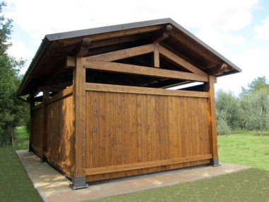 tettoia con capriate C12002.jpg